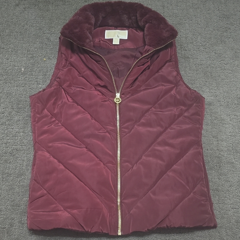 Michael Kors Maroon Quilted Puffer Vest with Faux Fur Collar size S